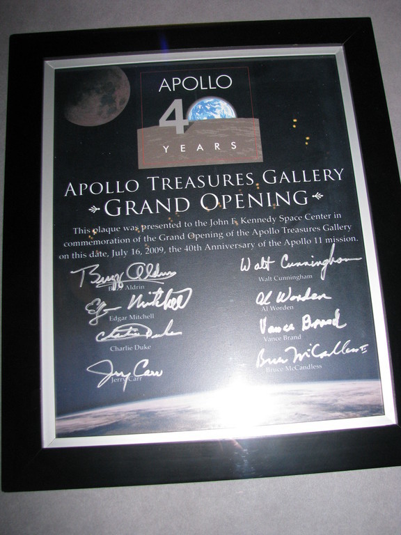 Like so many other places, the introverted Neil Armstrong's signature is missing here. For some reason, Michael Collins, who wrote one of my favourite Apollo books (Carrying the Fire) is missing too; however, Al Worden, who wrote the other great Apollo memory (Falling to Earth) is present.