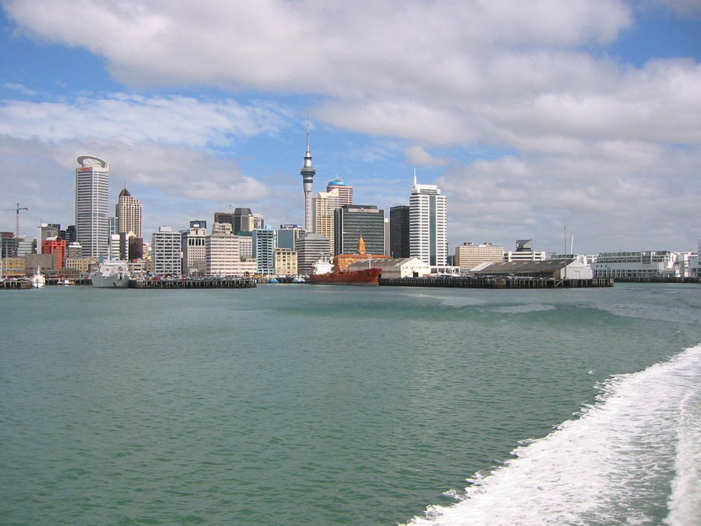 Auckland's skyline, on my boat trip to Rangitoto Island (a volcanic island a couple hundred meters from Auckland's shore that came into existance just a mere 600 years ago).